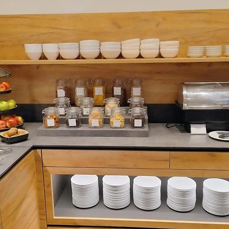 Hotel Restaurant Schwartz Neusiedl am Steinfelde Εξωτερικό φωτογραφία