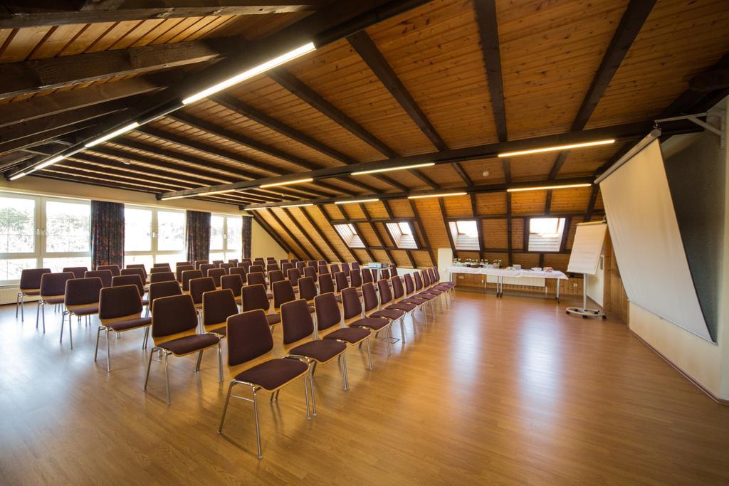 Hotel Restaurant Schwartz Neusiedl am Steinfelde Εξωτερικό φωτογραφία